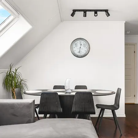 Spacious 3-bedroom In Appartement